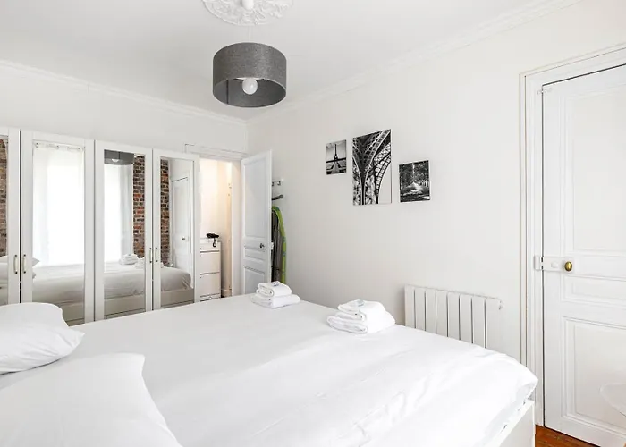 Guestready - Apt. Cosy Et Confortable Dans Le 10e *